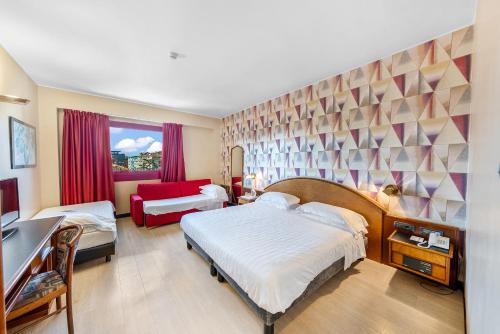 room detail thumbnail 0