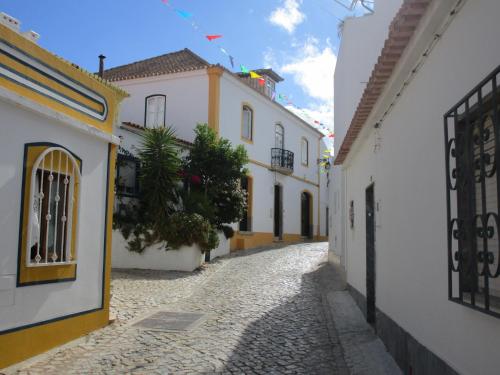 Spacious Apartment in Old Ferragudo Village, Ferragudo (foto 4)