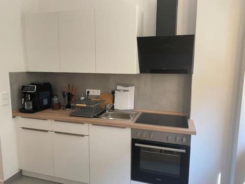 Modernes City-Apartment mit großer Terrasse, Drážďany (fotografie 8)