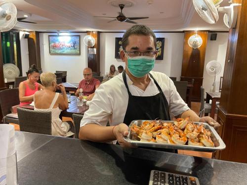 レストラン, スリン ベイ イン (Surin Bay Inn (East Sun Properties Co., Ltd.)) in スリン