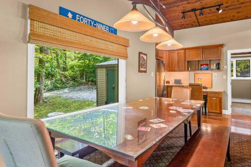 Alpine Court Chalet home in Killington, USA