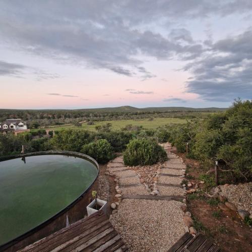 Градина, Harmony Luxury Tents & Safari in Uitenhage Farms