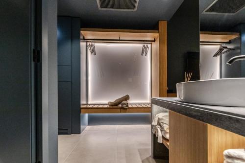 Superior Double or Twin Room with Mountain View image 10