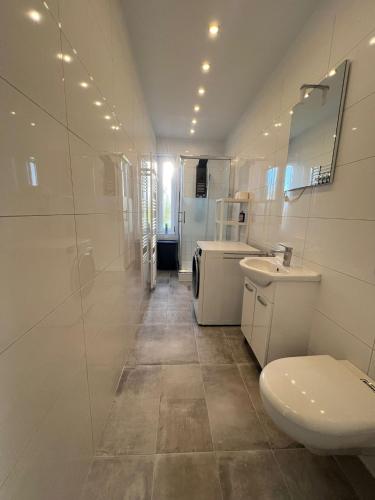 Premium Apartment Bochum near Dusseldorf Airport 938m von Stadthalle entfernt