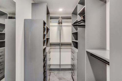 Modern 2 BR in Aspen Core Walk Everywhere