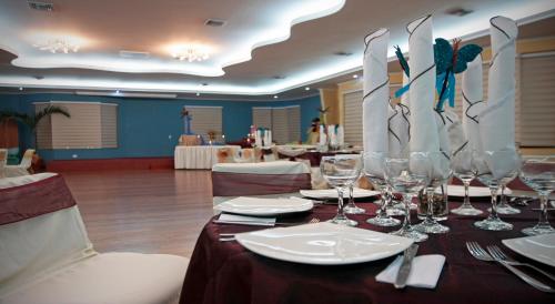 Banquet hall, Hotel El Auca in Coca