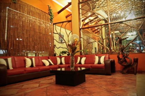 Lobby, Hotel El Auca in Coca