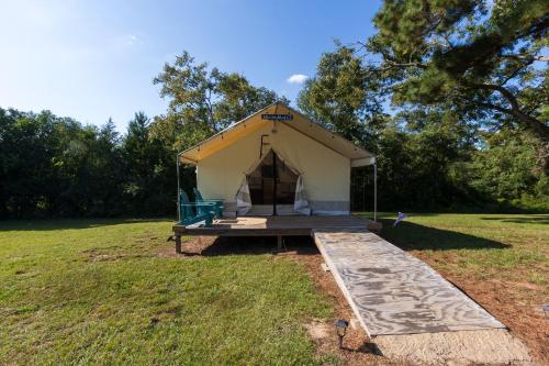 . Unwind in a Cozy Glamping Sanctuary