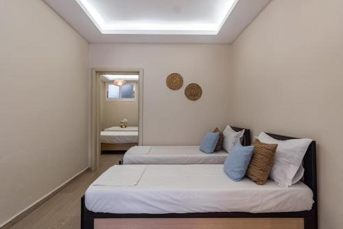 Ap 9 - Front Pool, Kitchen & Parking - Goro, Himarë (fotografie 8)