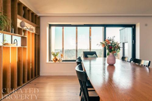 Stunning 5 Bedroom New Build with Amazing Views!, Bath (photo 10)