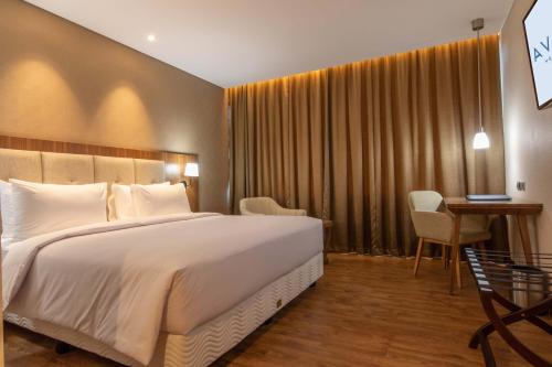 Avenzel Hotel & Convention Cibubur Room Type - Superior Double Room