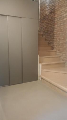 Good Wine Apartments - image 11