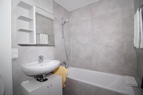 Schwalbacher Residenz, Frankfurt/Main (photo 10)