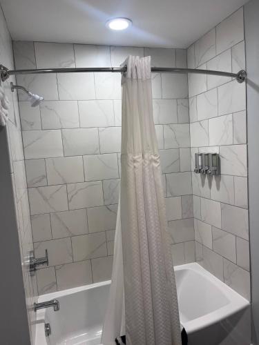 The Northport Inn Boutique Hotel R202 in Northport, USA