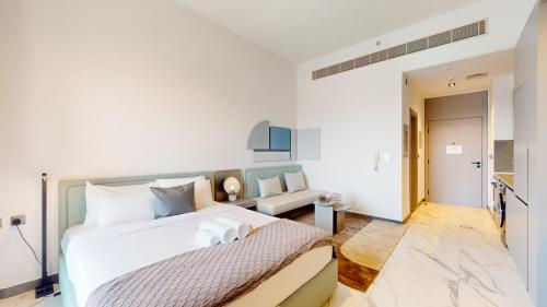 Vacationer Holiday Homes I Bright Studio Apartment in Meydan I Mag Eye 910, Дубай (фото 6)