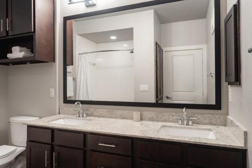 Landing at The Green at Plum Creek - 1 Bedroom in Kyle in Kyle, USA