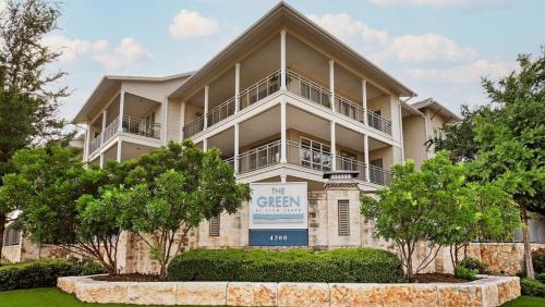 Landing at The Green at Plum Creek - 1 Bedroom in Kyle in Kyle, USA