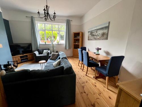 Facilities, Gwydyr House in Ryde North West