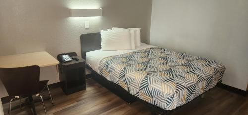 Motel 6-Alamogordo NM - image 6