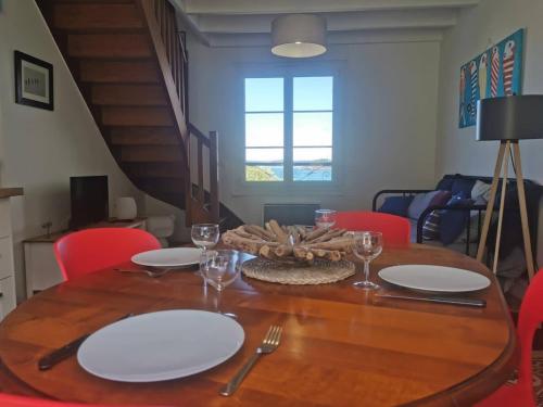 Ti Laouen - maison cocooning vue mer in Locquirec ciems