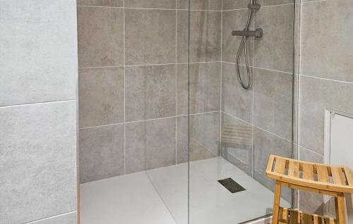 Bathroom, Lovely Home In Roquebrun With Kitchen in Roquebrun