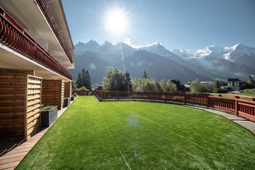 Balcony/terrace, Chalet Hotel La Sapiniere in Chamonix-Mont-Blanc
