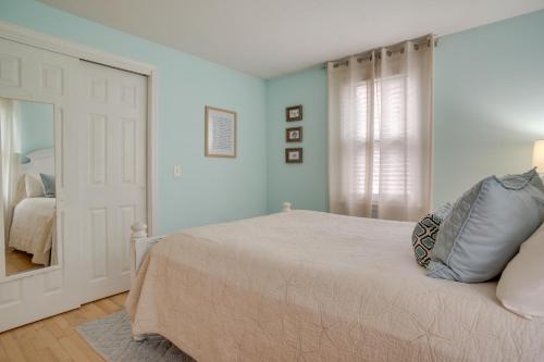 Quaint Cape Cod Retreat 4 Mi to Corporation Beach - image 13