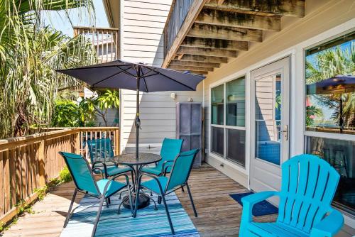 Upscale Waterfront- Private Patio Fish Pier Upscale Waterfront- Private Patio Fish Pier