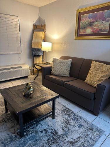 River Place Condos 409 1BD 2Bath - image 8