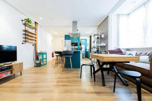  Modern Apartment in Bilbao with Internet in Bilbao