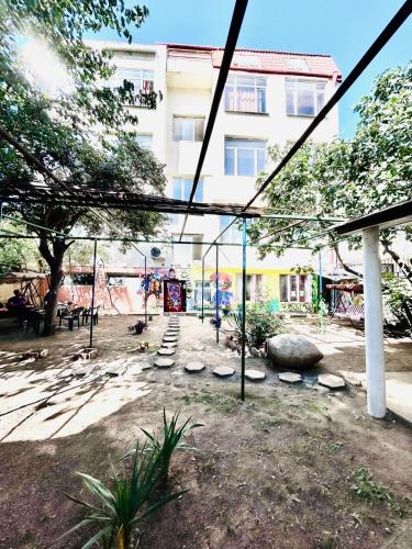 Green Paradise, Tbilisi