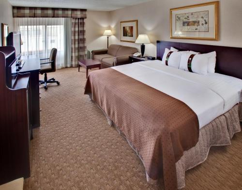 Ramada by Wyndham Midtown Grand Island