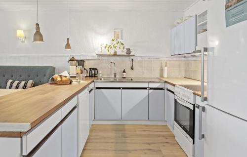 Kitchen, Awesome Home In Dannemare With Wifi in Dannemare