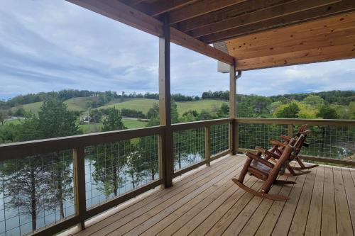 Douglas Oasis in Sevierville, USA