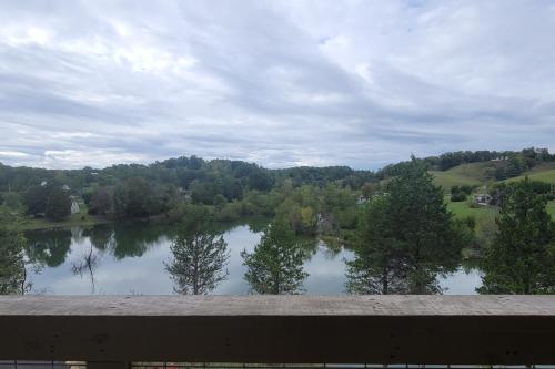 Douglas Oasis in Sevierville, USA