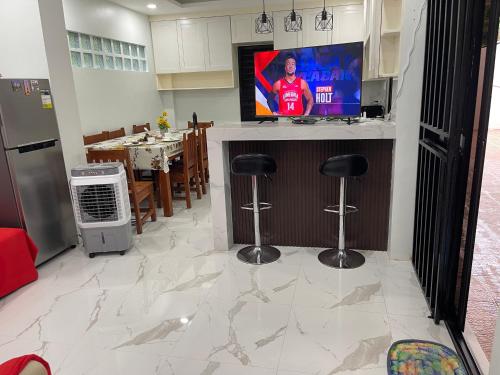 Facilities, Manel Guest House Hotel in Donsol