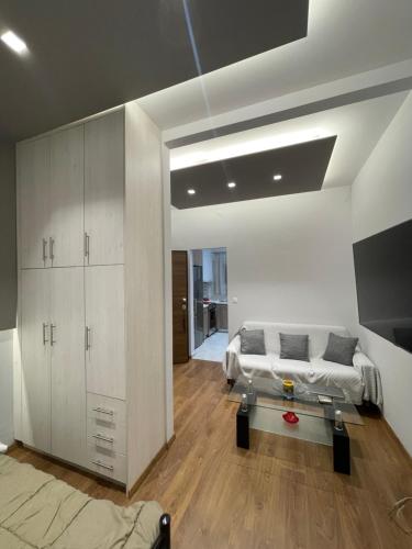 Bonas House in Dafni