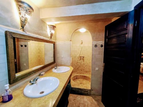 65 triplex vue sûr mer avec trois piscines Pour familles seulement célibataire non accessible 65 triplex vue sûr mer avec trois piscines Pour familles seulement célibataire non accessible