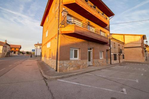 Apartamentos el Balcon del Cañon Valdemaluque - image 6
