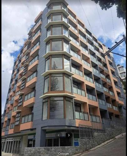 1 Br Condo Unit City Center