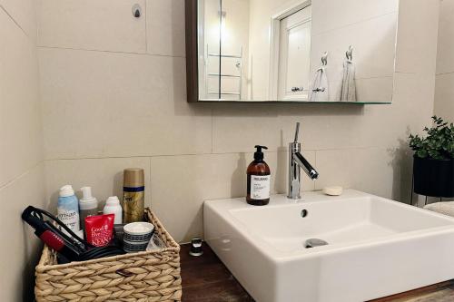 Scandinavian Suite - Jugend Home in Ullanlinna, Helsinki (Foto 8)