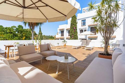 ทัศนียภาพภายนอกโรงแรม, Ultimate Rentals - Charmant Appartement Met Groot Terras In Estepona in ลาส โคยาส