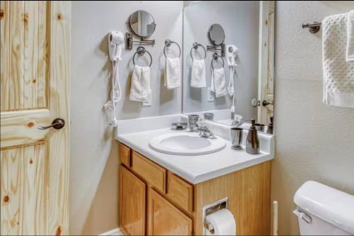 302 Talisman Dr., #40