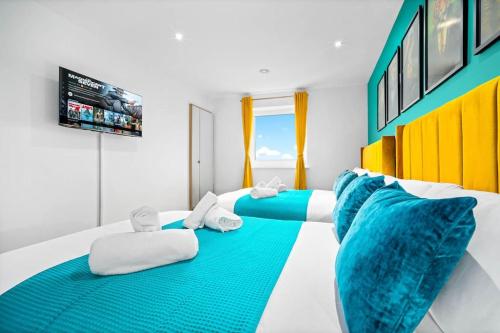 Top Floor City Centre Apartment - Sleeps 7 - 4 Beds - with Balcony and Parking - Smart TV's on each Bedroom Wall - 5 mins from Bullring, Selfridges, Moor Street Station - By Zena Stays, Birmingham (fotografie 6)