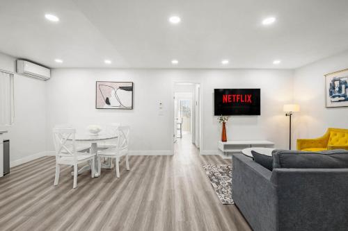 New renovated 2B2B APT Self checkin free parking 1 in Pasadena, USA