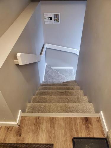 Private Entrance 2 Bed 1 Bath 4