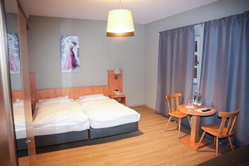 Angelis Pension Frankfurt Airport in Kelsterbach