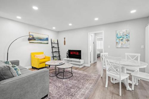 Newly Remodeled 2B2B Apartment in Altadena in Pasadena, USA