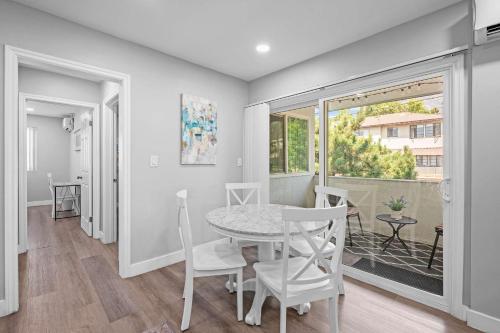 Newly Remodeled 2B2B Apartment in Altadena in Pasadena, USA