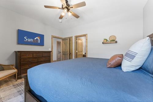 SUM-111 Lincoln Log Lookout home in Branson, USA